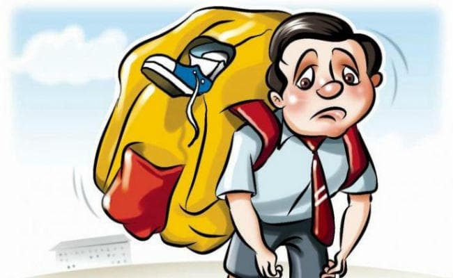 स्कूली बच्चों के बस्तों का बोझ जल्द होगा कम