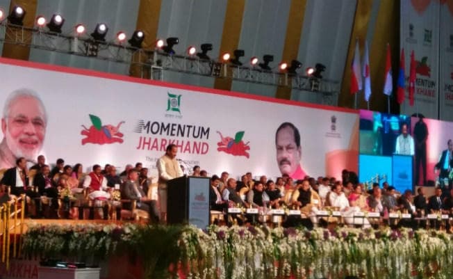 झारखंड में निवेश का यह सबसे उपयुक्त समय, उद्योग-व्यापार का वातावरण दोस्ताना : सीएम रघुवर दास