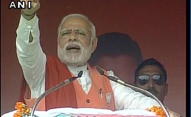 उत्तर प्रदेश चुनाव : हरदोई में पीएम मोदी ने कहा- यूपी ने गोद लिया है, यूपी ही मेरा माई-बाप है