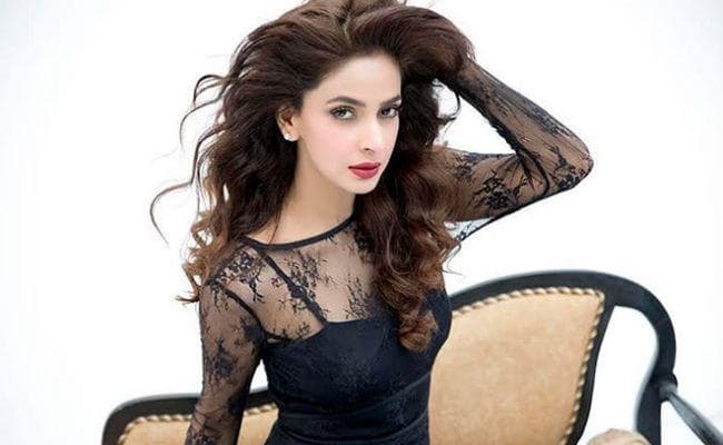 सलमान खान को ''छिछोरा'' कहने वाली पाकिस्‍तानी एक्‍ट्रेस सबा कमर ने दी सफाई