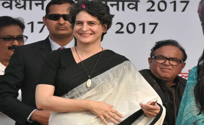 आखिर क्यों प्रियंका गांधी दायरे से बाहर नहीं आ रहीं?