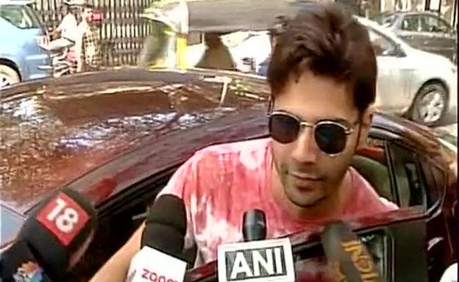 जब ''बद्रीनाथ'' वरुण को वोटर लिस्ट में नहीं मिला नाम तो भड़के