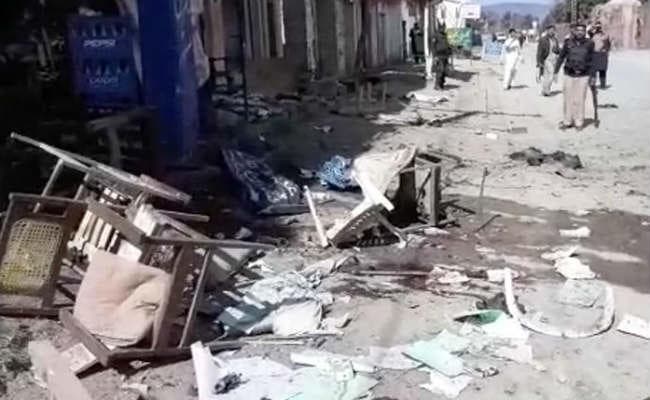 पाकिस्तान में कोर्ट के पास आत्मघाती विस्फोट, सात की मौत, 14 घायल