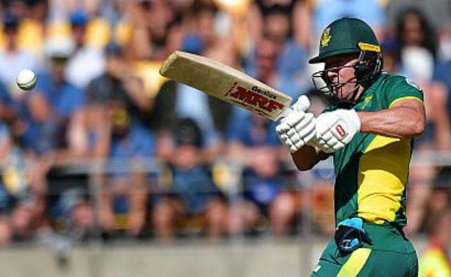 ODI में डिविलियर्स ने पूरे किये 9000 रन, स्ट्राइक रेट 100