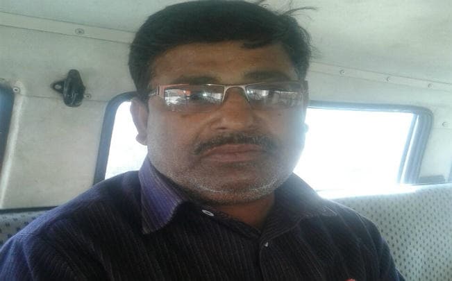 एसीबी की टीम ने पंचायत सेवक को किया गिरफ्तार