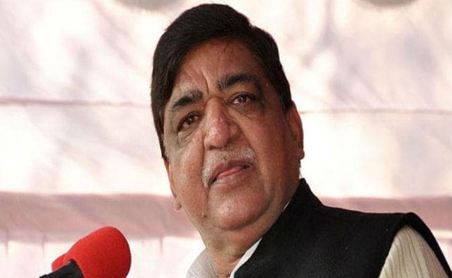 सपा का सवाल- भाजपा शासित राज्यों में किसानों के कर्ज माफ क्यों नहीं हुए