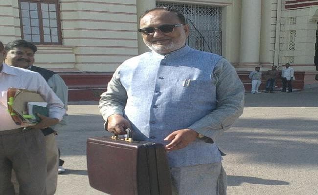 बिहार : महागठबंधन सरकार का दूसरा बजट पेश, पहली बार 1.5 करोड़ से अधिक पूंजीगत व्यय का अनुमान