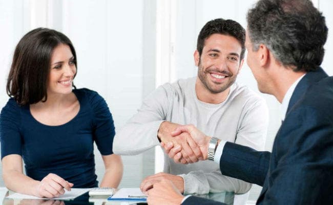 विदेशों के बेहतरीन हेल्‍थ मॉडल के सामने कैसी है भारत में स्‍वास्‍थ्‍य सेवाएं