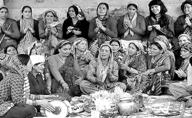 आस्था के आर-पार