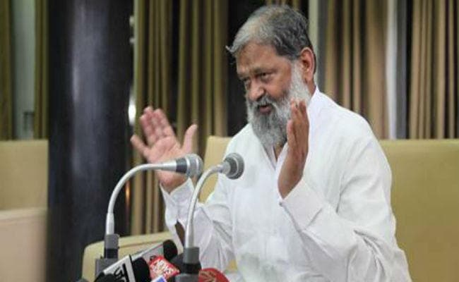 गुरमेहर का समर्थन कर रहे लोग पाकिस्तान समर्थक : अनिल विज