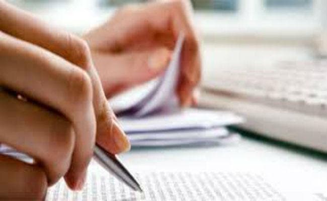 सीबीएसई बोर्ड परीक्षा के लिए हेल्पलाइन नंबर जारी