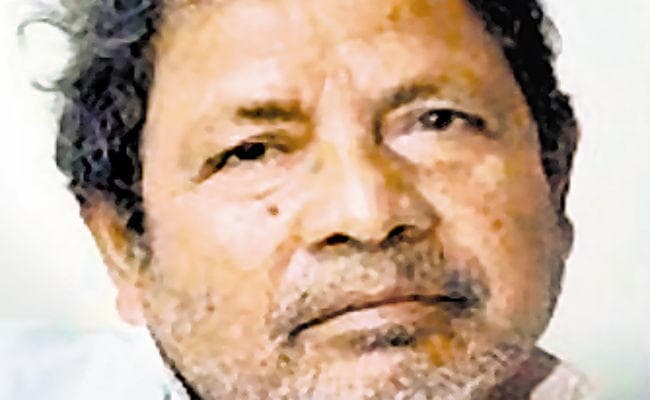 बिहार विधानसभा : पीएम पर मंत्री मस्तान की टिप्पणी पर दोनों सदनों में हंगामा, विपक्ष ने टेबुल पलटा, फेंकीं कुरसियां