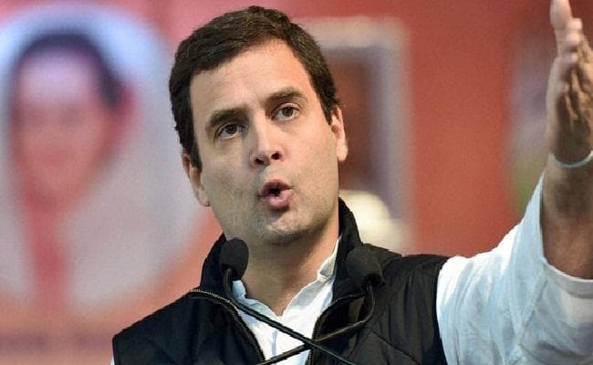 अगर वाकई मोदी का सीना 56 इंच का है तो किसानों का कर्ज माफ करके दिखा दें : राहुल