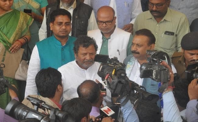 VIDEO : जलील मस्तान ने कहा, तो क्‍या अब फांसी पर चढ़ा दीजियेगा ?