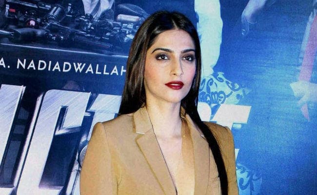 सेंसरशिप में विश्वास नहीं करती: सोनम कपूर