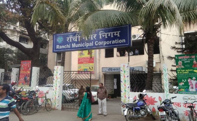 रांची नगर निगम होल्डिंग टैक्‍स से कमाई का 16 फीसदी ख्रर्च कर रहा कमीशन में, दूसरी सेवाओं से कई गुणा ज्यादा है यह दर