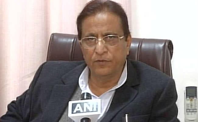 सुप्रीम कोर्ट ने आजम खान को लगायी फटकार, कल कोर्ट में पेश होने का आदेश