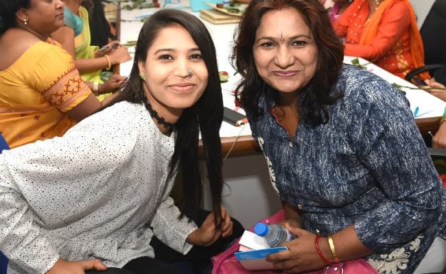 Video : ''प्रभात खबर'' कार्यालय पहुंची अलिशा सिंह, कहा- डांस में हमेशा नया करना पहचान के लिए जरूरी