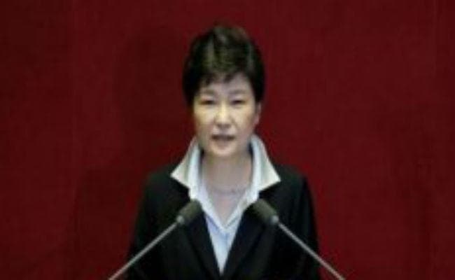 भ्रष्टाचार के आरोप में दक्षिण कोरिया की राष्ट्रपति बर्खास्त