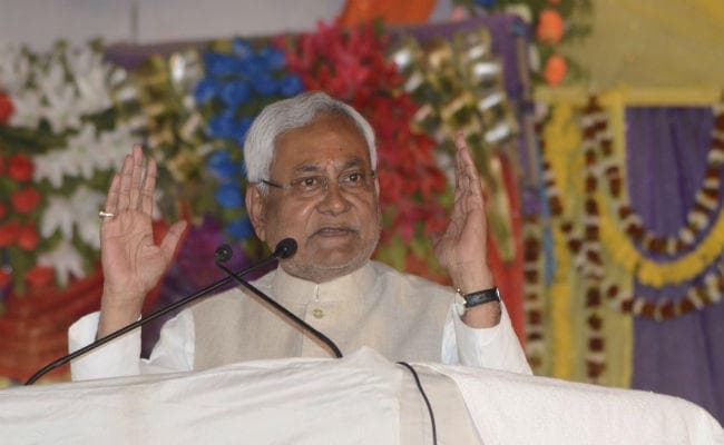 नीतीश ने फिर साधा केंद्र पर निशाना, बोले- दलित-पिछड़ों का आरक्षण करना चाहती है खत्म