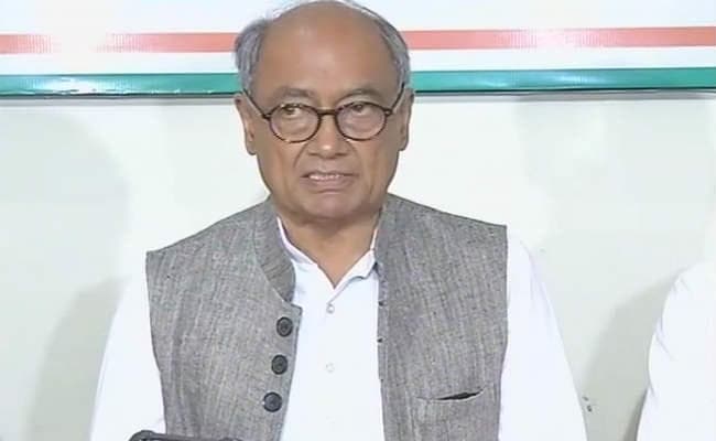 गोवा में कांग्रेस सरकार के लिए दिग्विजय सिंह ने ताल ठोका