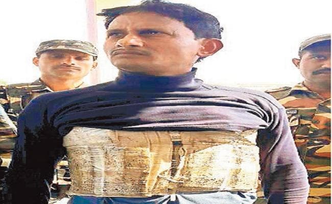 बिहार : सीतामढ़ी में 45 लाख की करेंसी लेकर नेपाल जा रहा युवक धराया