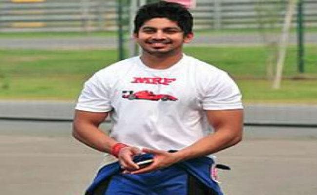 राष्ट्रीय कार रेसिंग चैंपियन अश्विन सुंदर और उनकी पत्नी की कार दुर्घटना में मौत