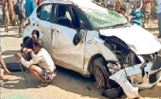 बिहार : पटना के फतुहा में कार ने तीन को कुचला, एक की मौत, हंगामा