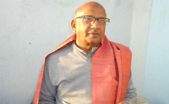 सरयू राय ने कहा- शराबी पति पीटता हो, तो आप डंडे से पति को पीटो