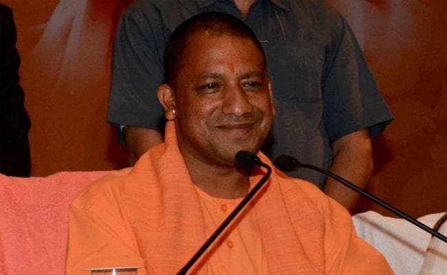 पहली बार मठ छोड़कर सीएम हाउस जा रहे योगी, पढ़ें शुद्धिकरण के लिए क्या है इंतजाम...?