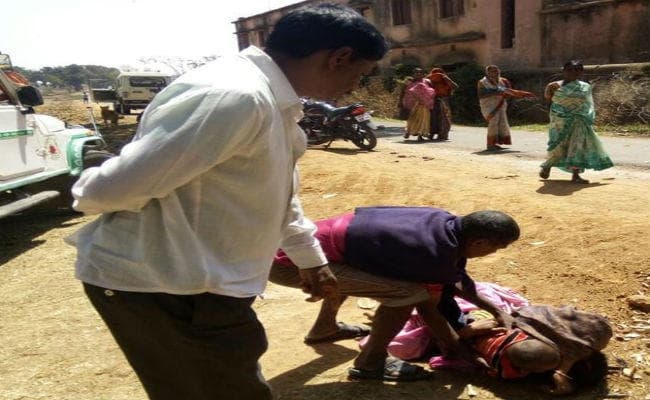 गुमला : माओवादियों ने पारा टीचर को गोलियों से भूना