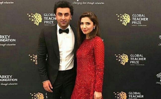 सोशल मीडिया पर खूब वायरल हो रहा है रणबीर कपूर और माहिरा खान का ये वीडियो