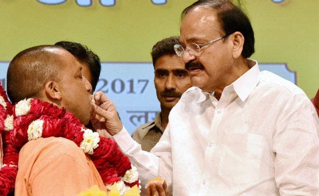 RSS मुख्यमंत्री के चुनाव में कभी दखल नहीं देती, योगी को विधायकों ने चुना : नायडू