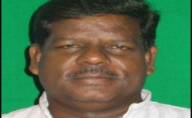 लिट्टीपाड़ा विस चुनाव :  हेमलाल भाजपा प्रत्याशी, साइमन निर्दलीय उतरे