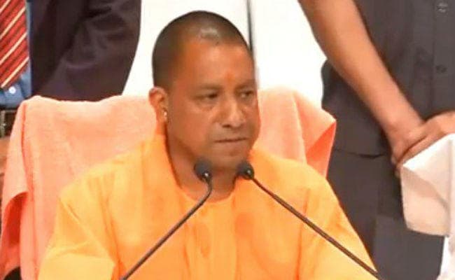 सोशल मीडिया पर सीएम योगी आदित्यनाथ की आपत्तिजनक फोटो अपलोड, पुलिस ने छात्र नेता को दबोचा