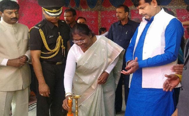 बच्‍चे स्‍मार्ट बनेंगे तभी स्‍मार्ट सिटी और स्‍मार्ट विलेज की परिकल्‍पना होगी साकार : द्रौपदी मुर्मू