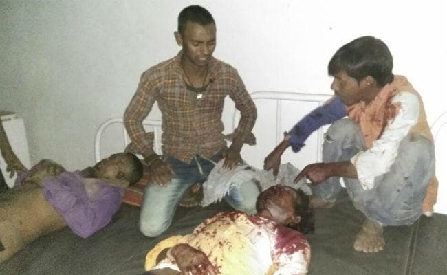 गुमला में छेड़खानी के आरोप में तीन युवकों की पिटाई, एक की मौत