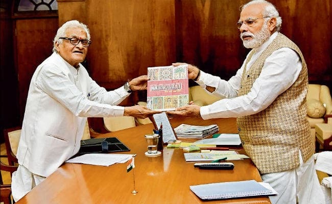 पीएम नरेंद्र मोदी से मिले पूर्व सीएम डॉ जगन्नाथ मिश्र