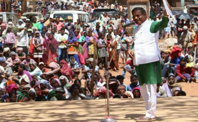 VIDEO : नेतरहाट फिल्ड फायरिंग रेंज में जुटा विपक्ष, रघुवर सरकार पर भाषणों से हमला