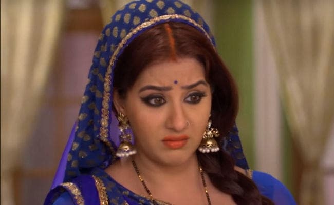 ''भाभी जी घर पर है'' फेम शिल्‍पा शिंदे ने प्रोड्यूसर पर लगाया यौन उत्‍पीड़न का आरोप