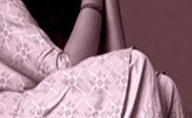 बच्चा पैदा कर बेचने के लिए सिमडेगा की महिला को दिल्ली में बेचा बच्चा पैदा कर बेचने के लिए सिमडेगा की महिला को दिल्ली में बेचा