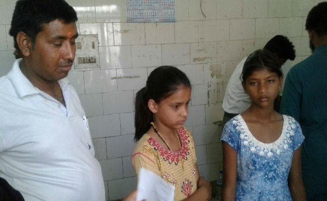 हजारीबाग : कस्तूरबा विद्यालय में शिक्षिका की पिटाई से 11 छात्राएं घायल