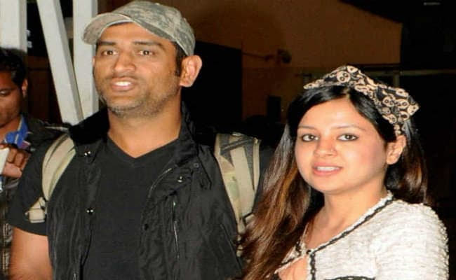 धौनी आधार डिटेल लीक मामला : UIDAI ने की बड़ी कार्रवाई, संबंधित केंद्र को किया 10 साल के लिए बैन