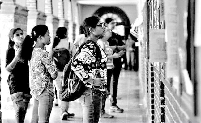 क्यों जरूरी हैं विश्वविद्यालय?