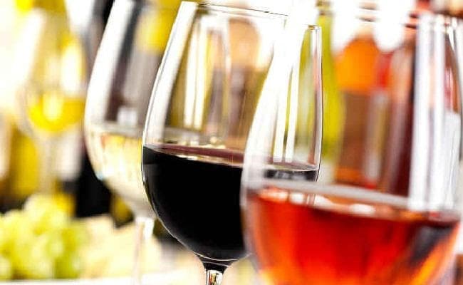 अब हाईवे किनारे नहीं मिलेगी शराब, सुप्रीम कोर्ट ने लगाया बैन