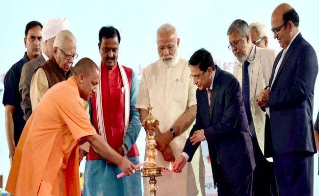 बोले चीफ जस्टिस खेहर-दिल की बात सुनें पीएम, मोदी ने कहा-मन से सुन रहा हूं