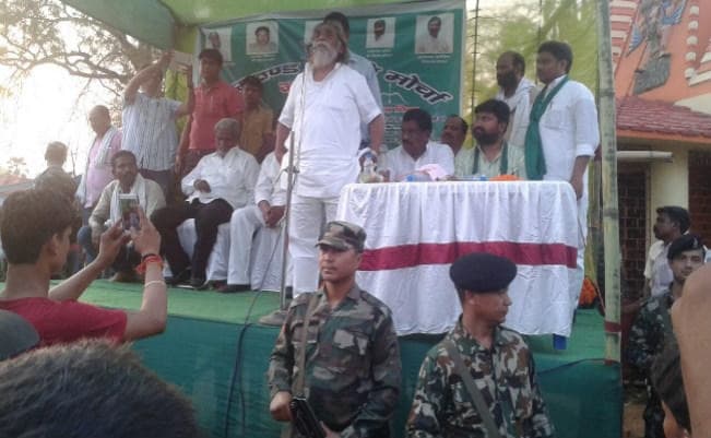 रघुवर दास ने 27 महीने में बाहरी लोगों को बसाने का ही काम किया : शिबू सोरेन