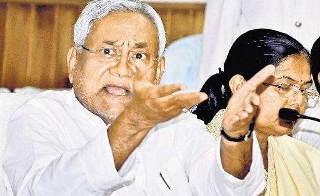 नीतीश ने दिया नया फार्मूला : मोदी को रोकने के लिए विपक्षी दलों को होना चाहिए एकजुट