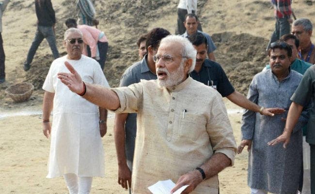 VIDEO: बसपा ने वीडियो दिखाकर किया पीएम मोदी पर हमला, पढें आखिर क्या है मामला