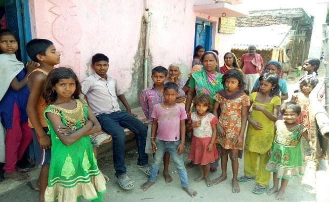 VIDEO रामनवमी पर विशेष : बिहार में शेखपुरा के इस गांव में घरों पर नहीं लहराये जाते महावीरी ध्वज